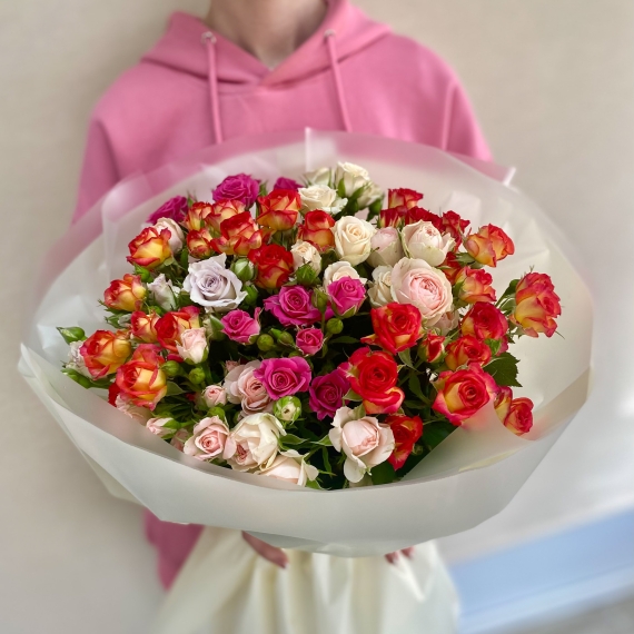 Букет из 15 кустовых роз